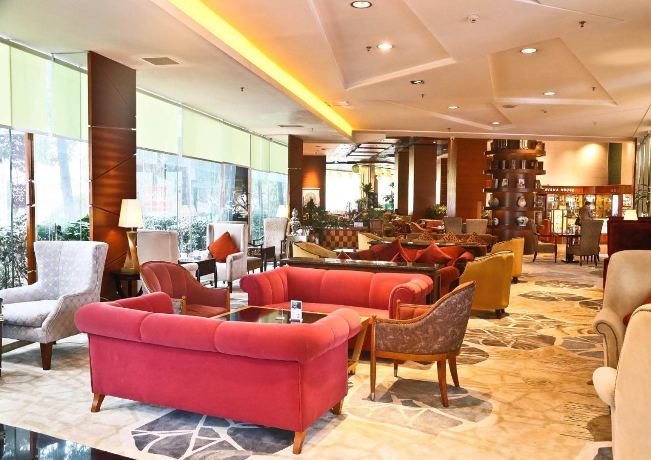 Holiday Inn Chengdu Century City-Easttower Exterior foto